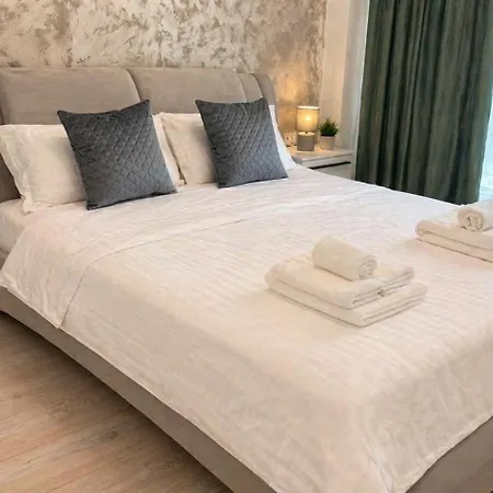 Elira Blue Mamaia Nord 아파트호텔 Năvodari
