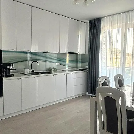 Elira Blue Mamaia Nord 아파트호텔 Năvodari